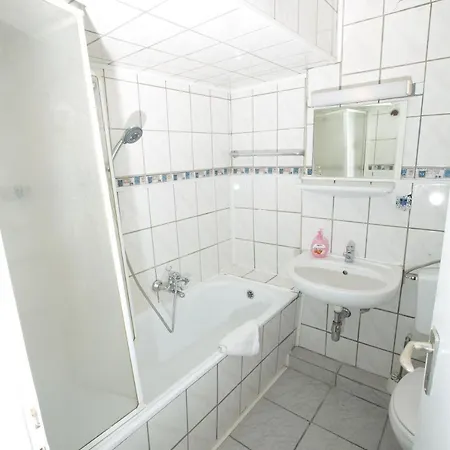 Haven Hotel - Wuppertal 3*