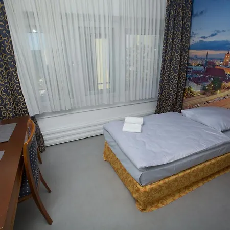 Hotel City